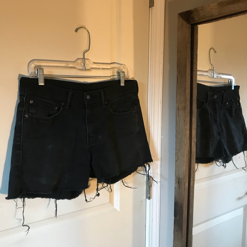 Black Vintage Levi’s Shorts